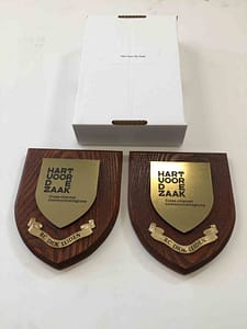 schildje trofee met verpakking