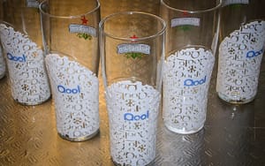 lasersnijden winkeldispay glas