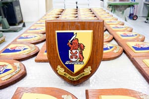 schild award hout gieten